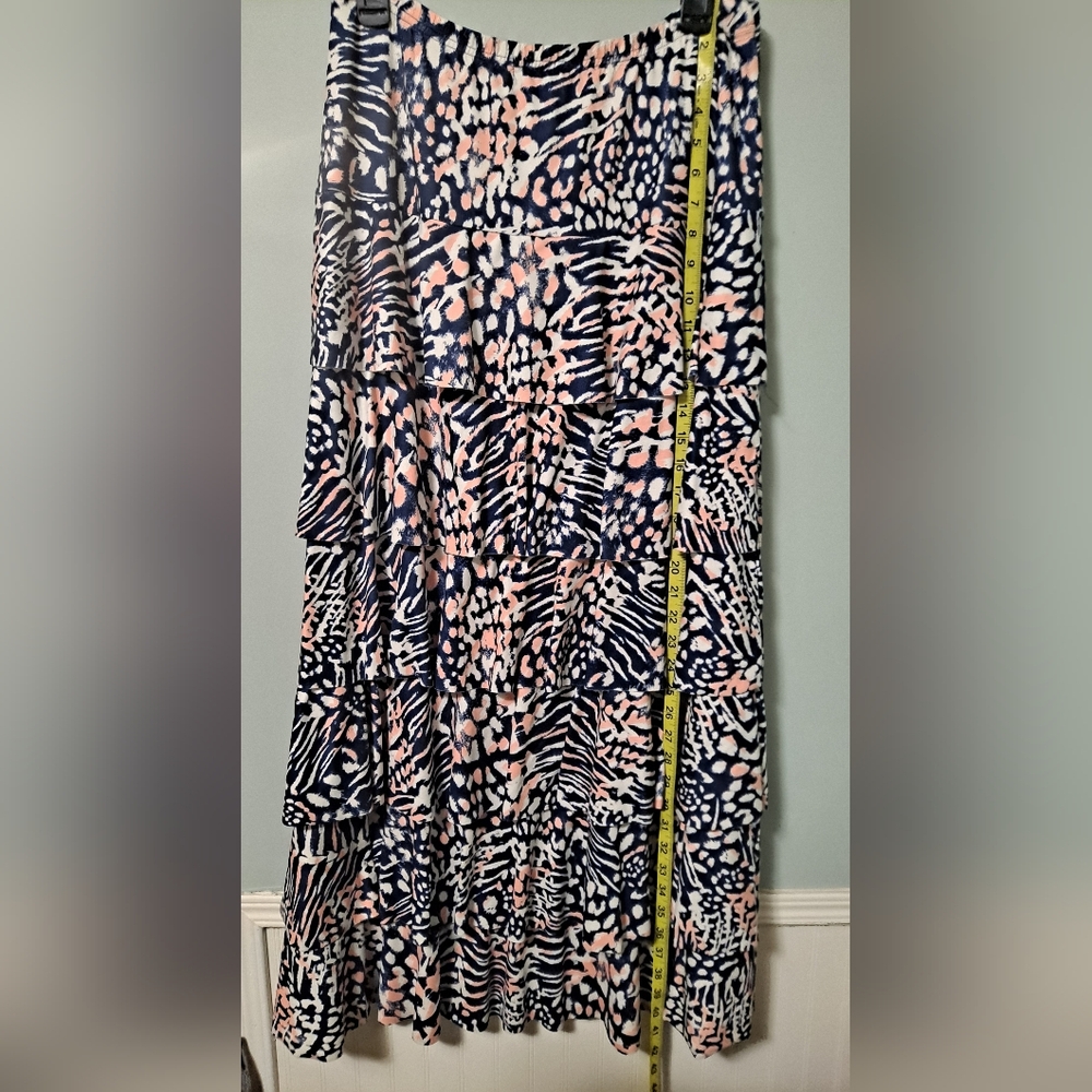 NUGGLES Urban Navy and Pink Patterned Women's Top And Ruffled Annabelle Skirt - Picture 7 of 7